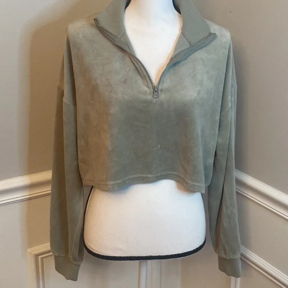 Forever 21 quarter zip cropped fleece sweatshirt olive green size large